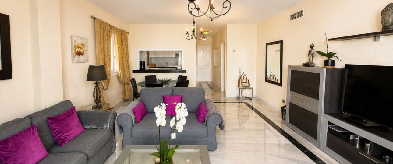 Resale - apartment - Marbella - Puerto Banús