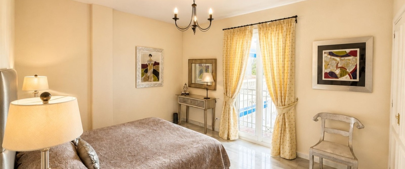 Resale - apartment - Marbella - Puerto Banús
