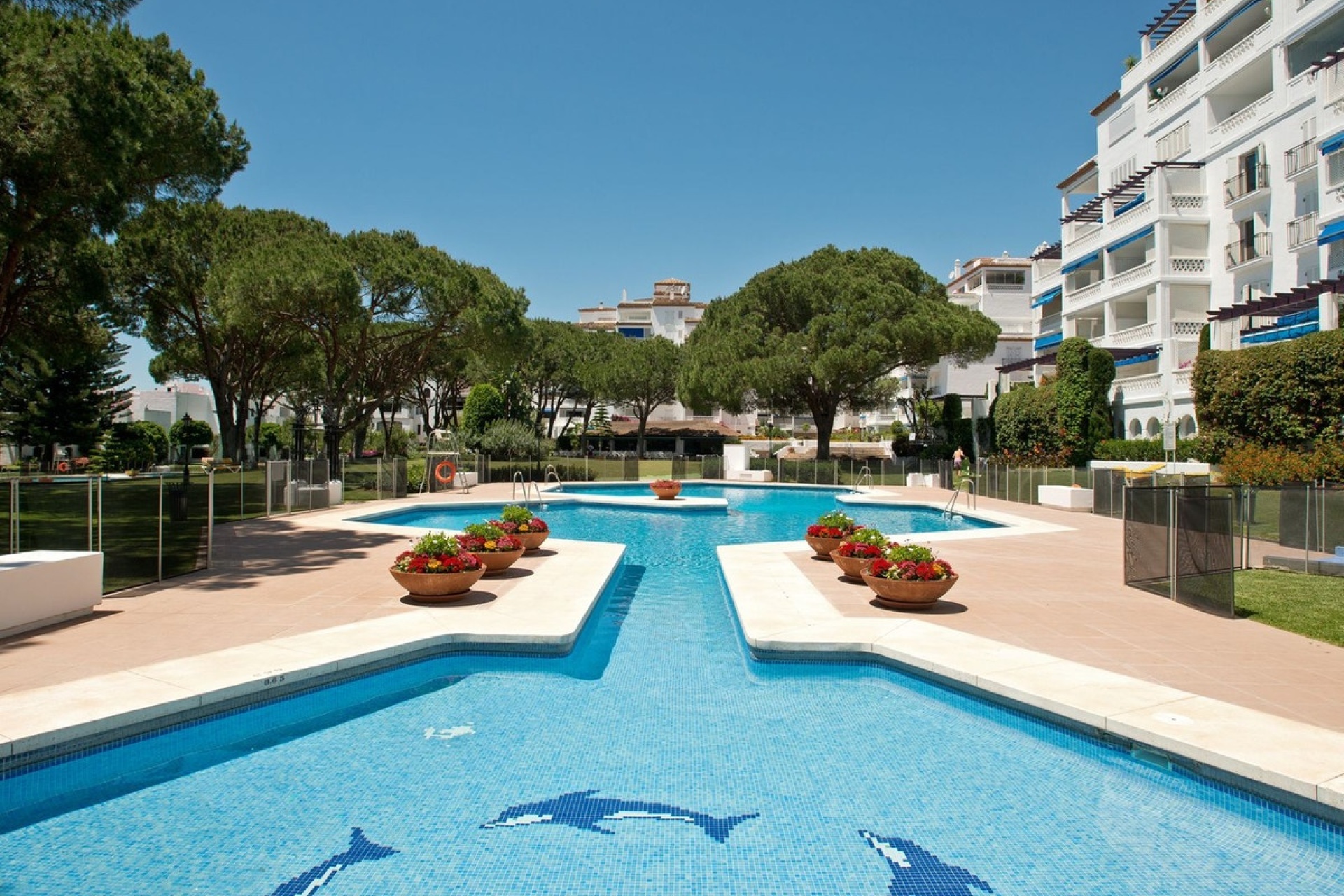 Resale - apartment - Marbella - Puerto Banús
