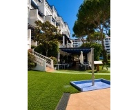 Resale - apartment - Marbella - Puerto Banús