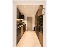 Resale - apartment - Marbella - Puerto Banús