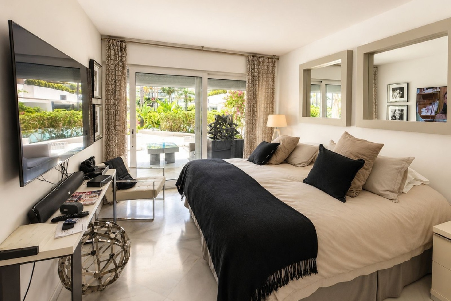 Resale - apartment - Marbella - Puerto Banús