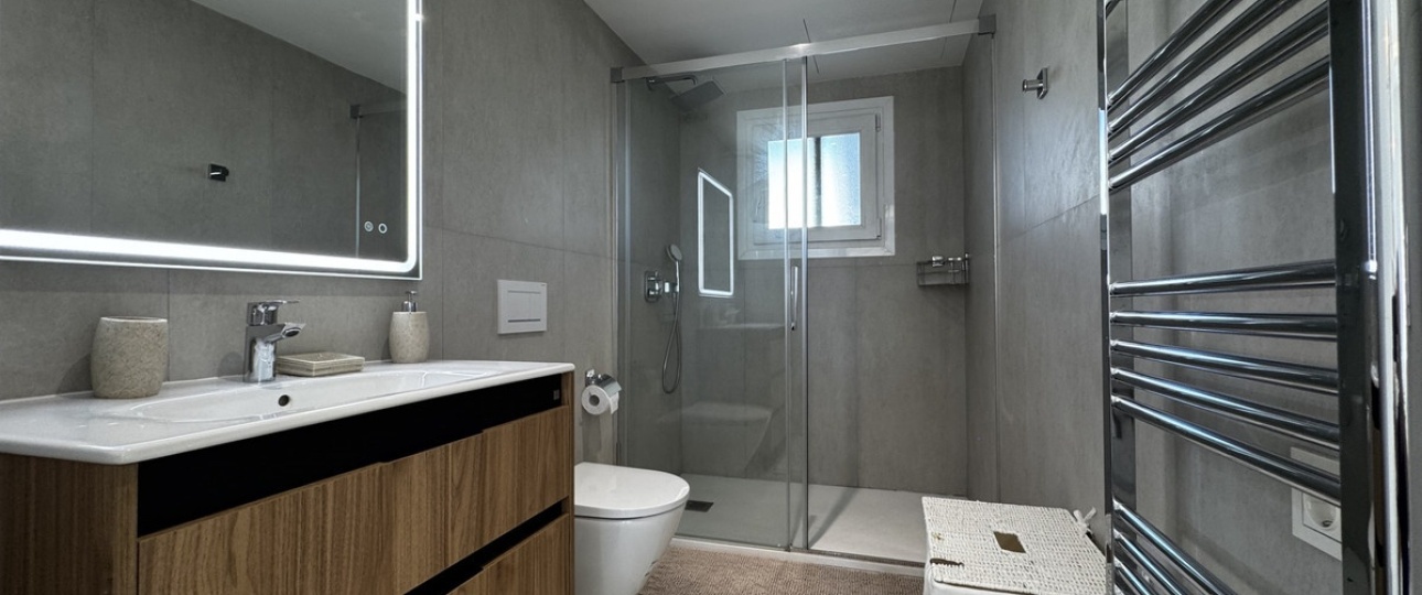 Resale - apartment - Marbella - Puerto Banús