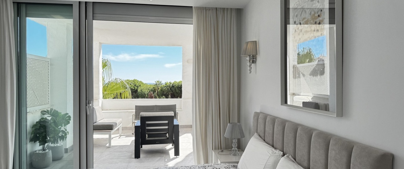 Resale - apartment - Marbella - Puerto Banús