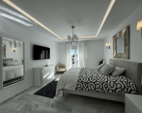 Resale - apartment - Marbella - Puerto Banús
