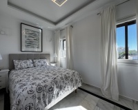 Resale - apartment - Marbella - Puerto Banús