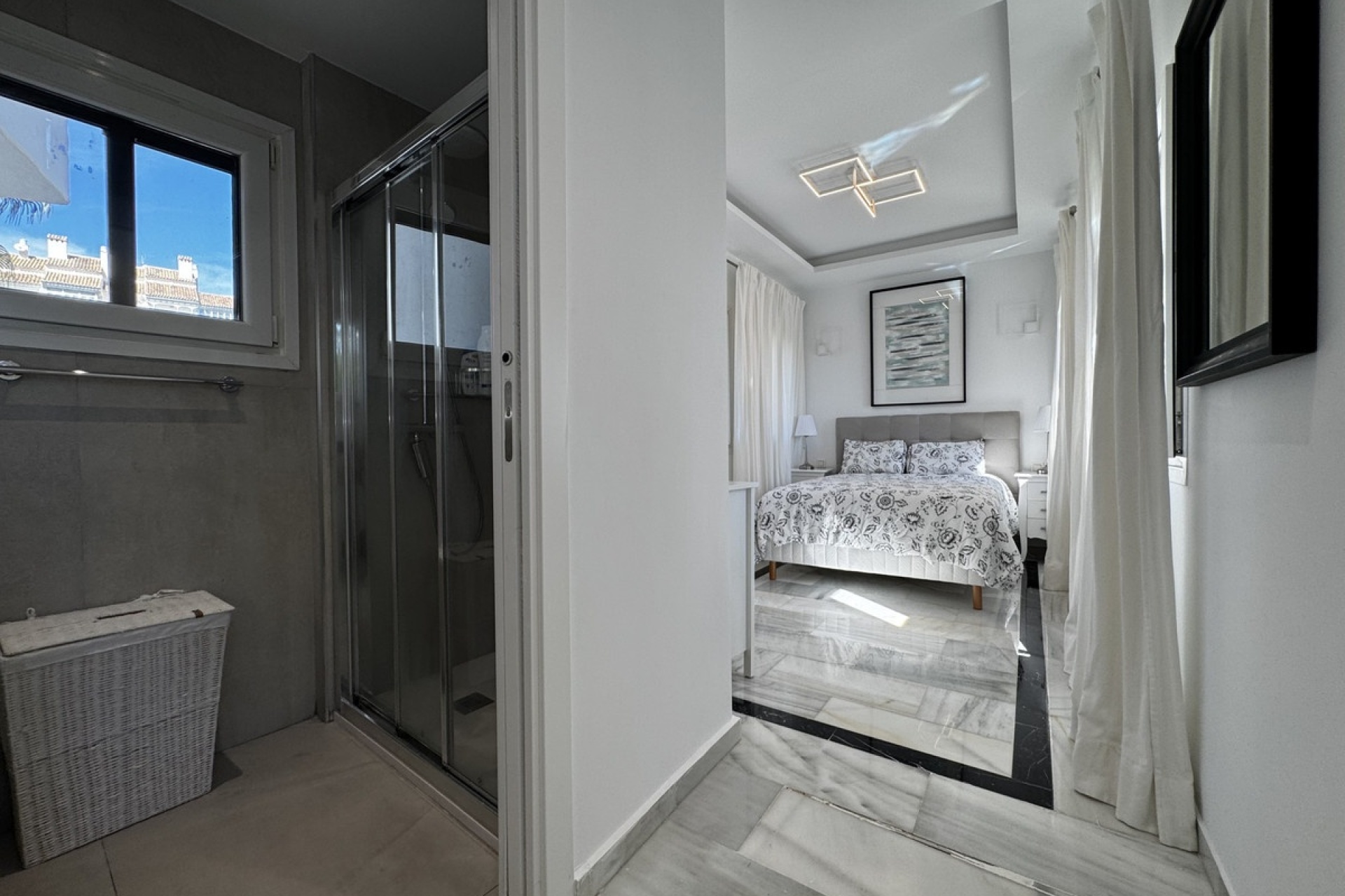 Resale - apartment - Marbella - Puerto Banús