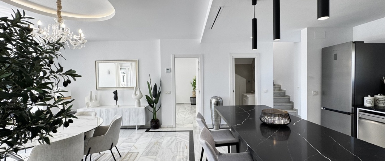 Resale - apartment - Marbella - Puerto Banús