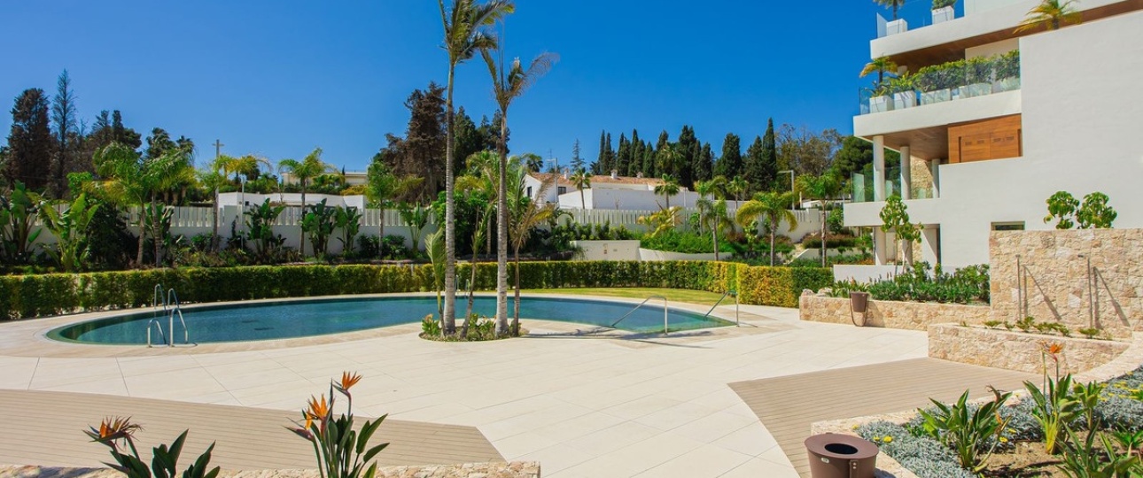 Resale - apartment - Marbella - Puerto Banús