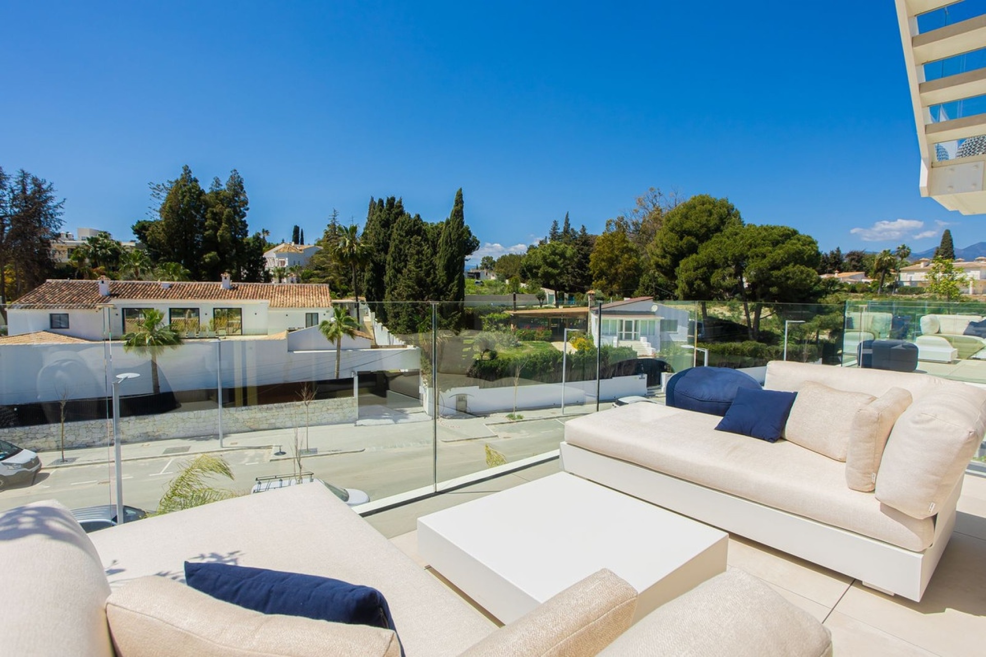 Resale - apartment - Marbella - Puerto Banús