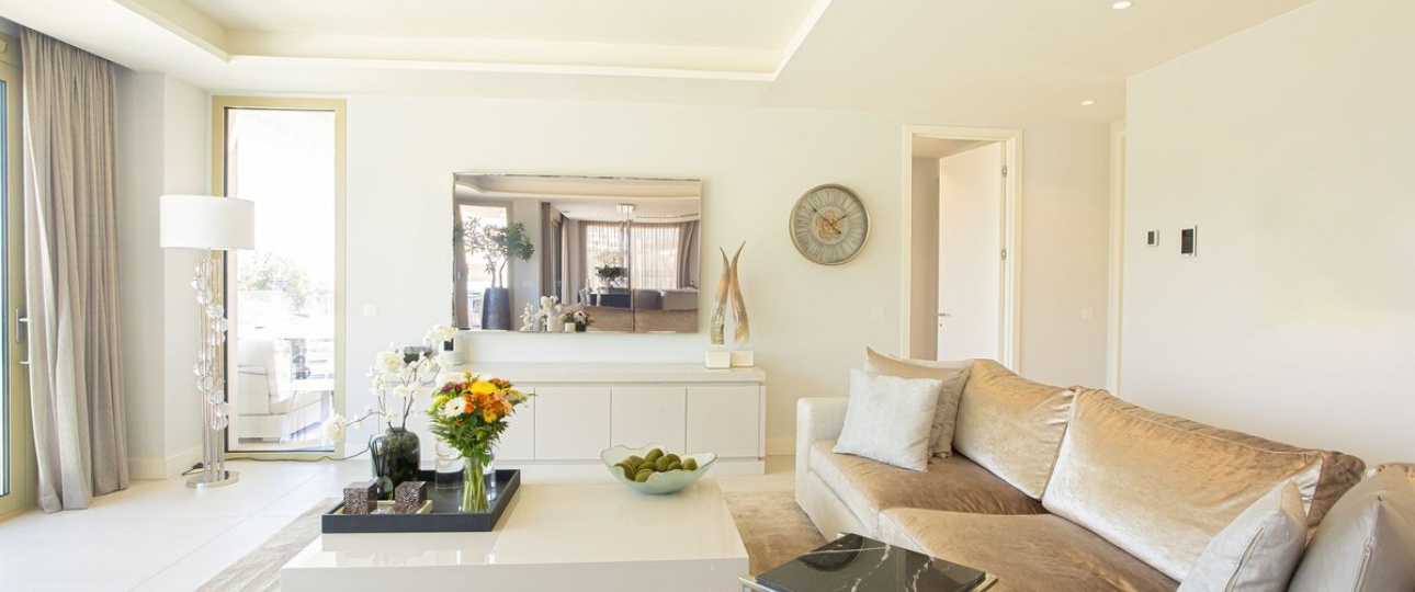 Resale - apartment - Marbella - Puerto Banús