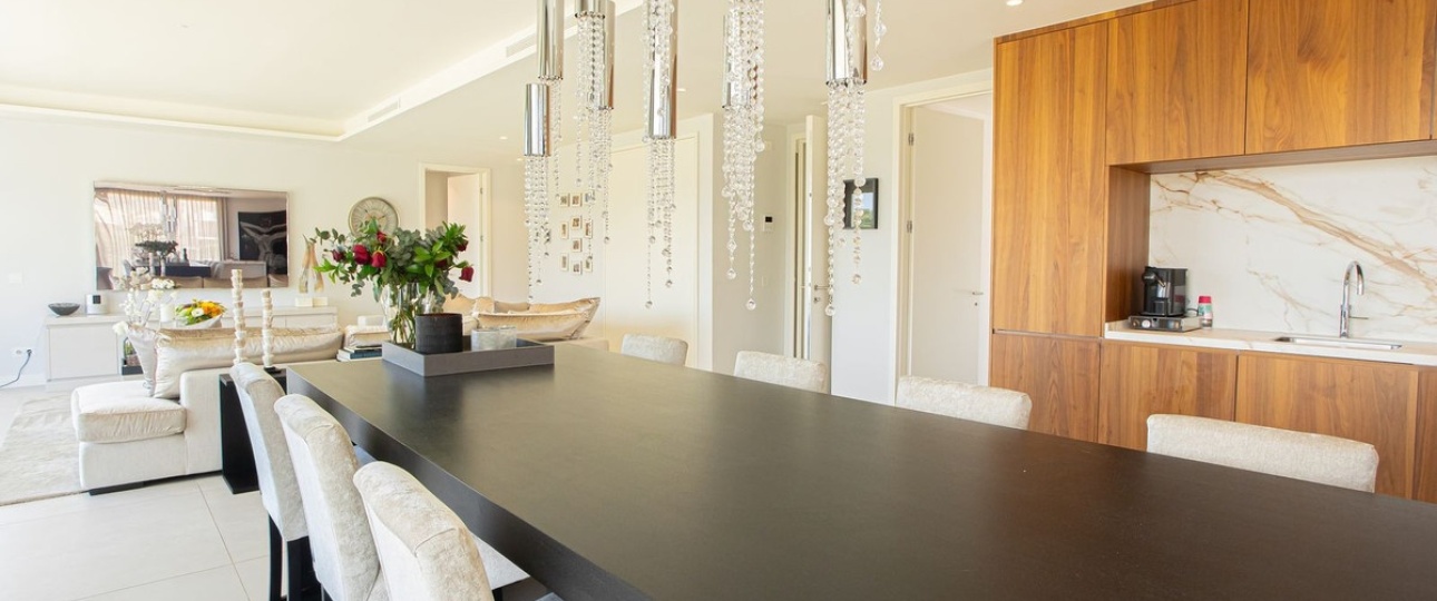 Resale - apartment - Marbella - Puerto Banús