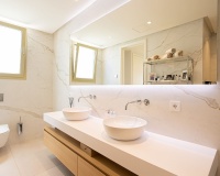 Resale - apartment - Marbella - Puerto Banús