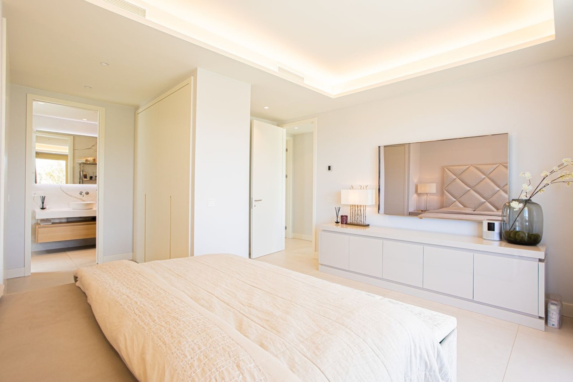 Resale - apartment - Marbella - Puerto Banús