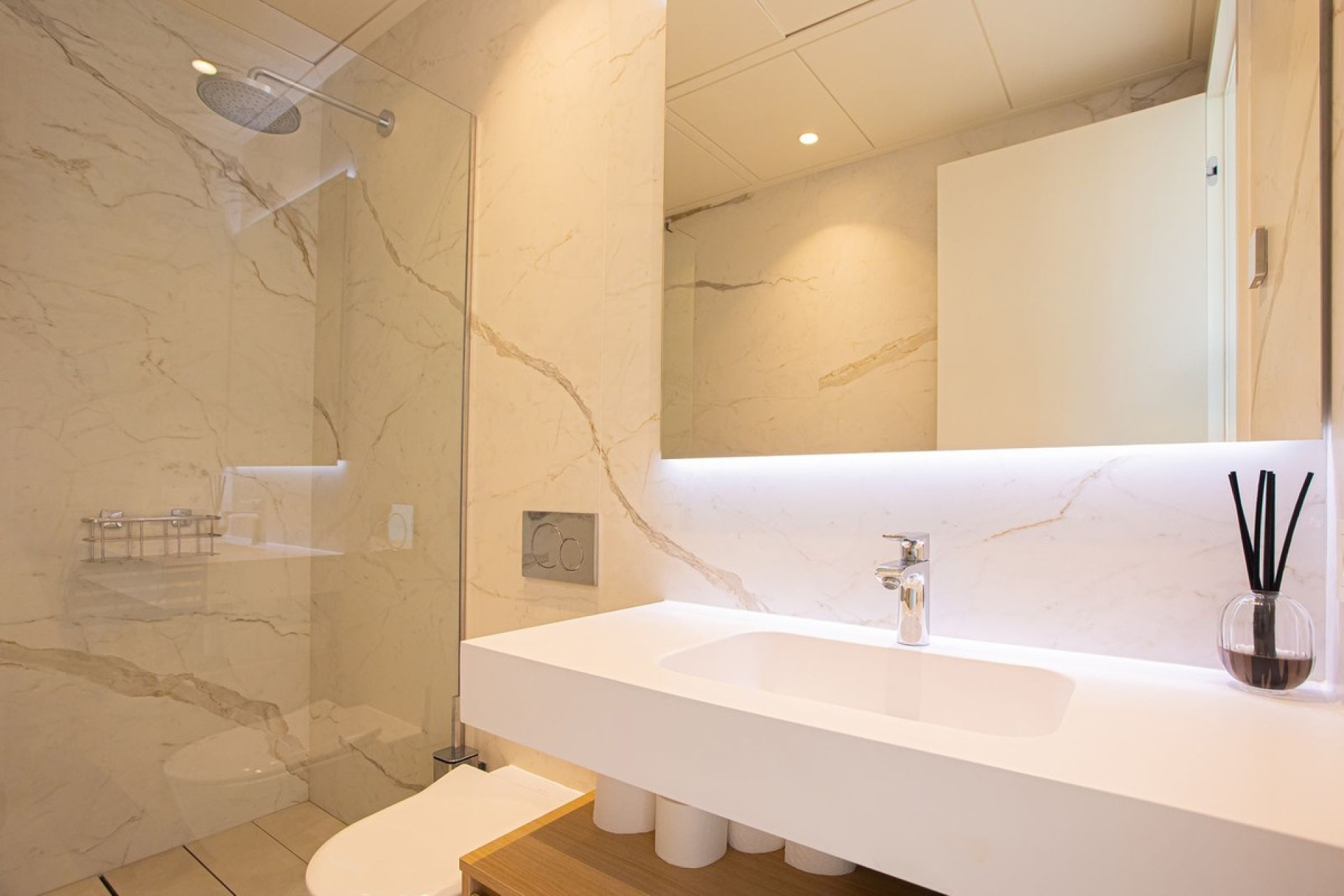 Resale - apartment - Marbella - Puerto Banús