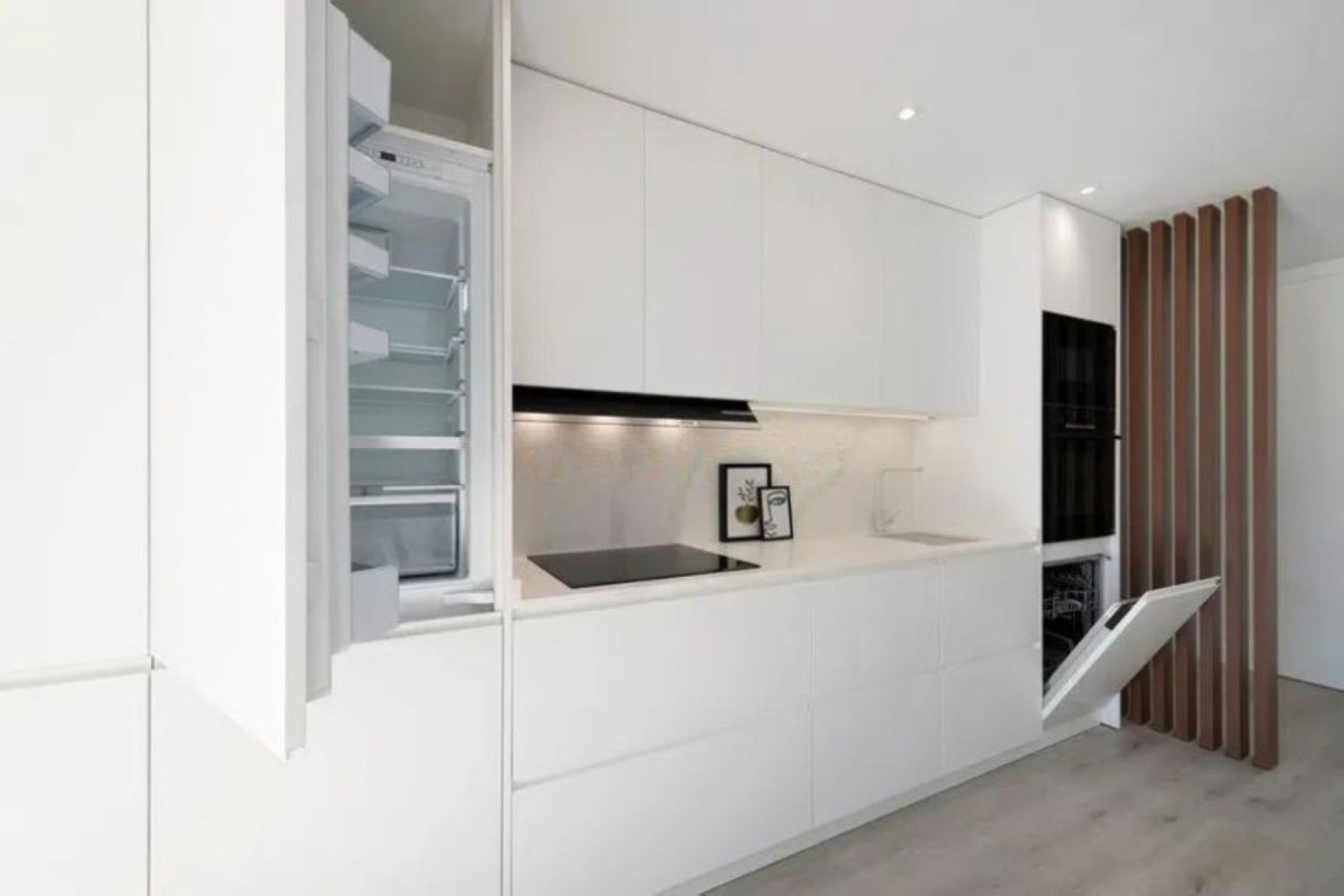 Resale - apartment - Marbella - Puerto Banús