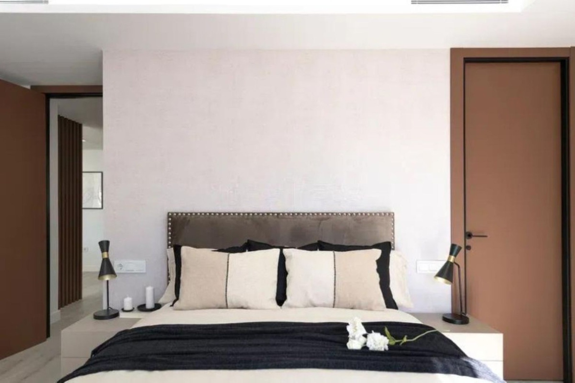 Resale - apartment - Marbella - Puerto Banús