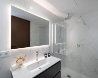 Resale - apartment - Marbella - Puerto Banús