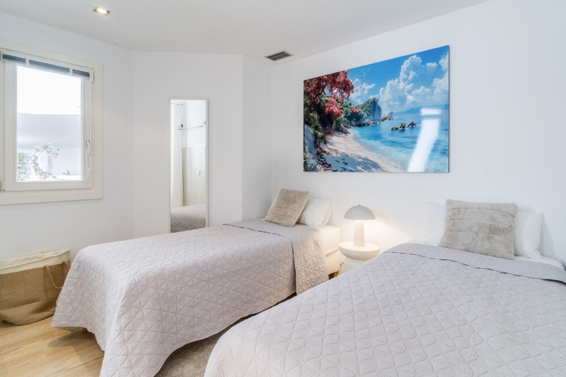 Resale - apartment - Marbella - Puerto Banús