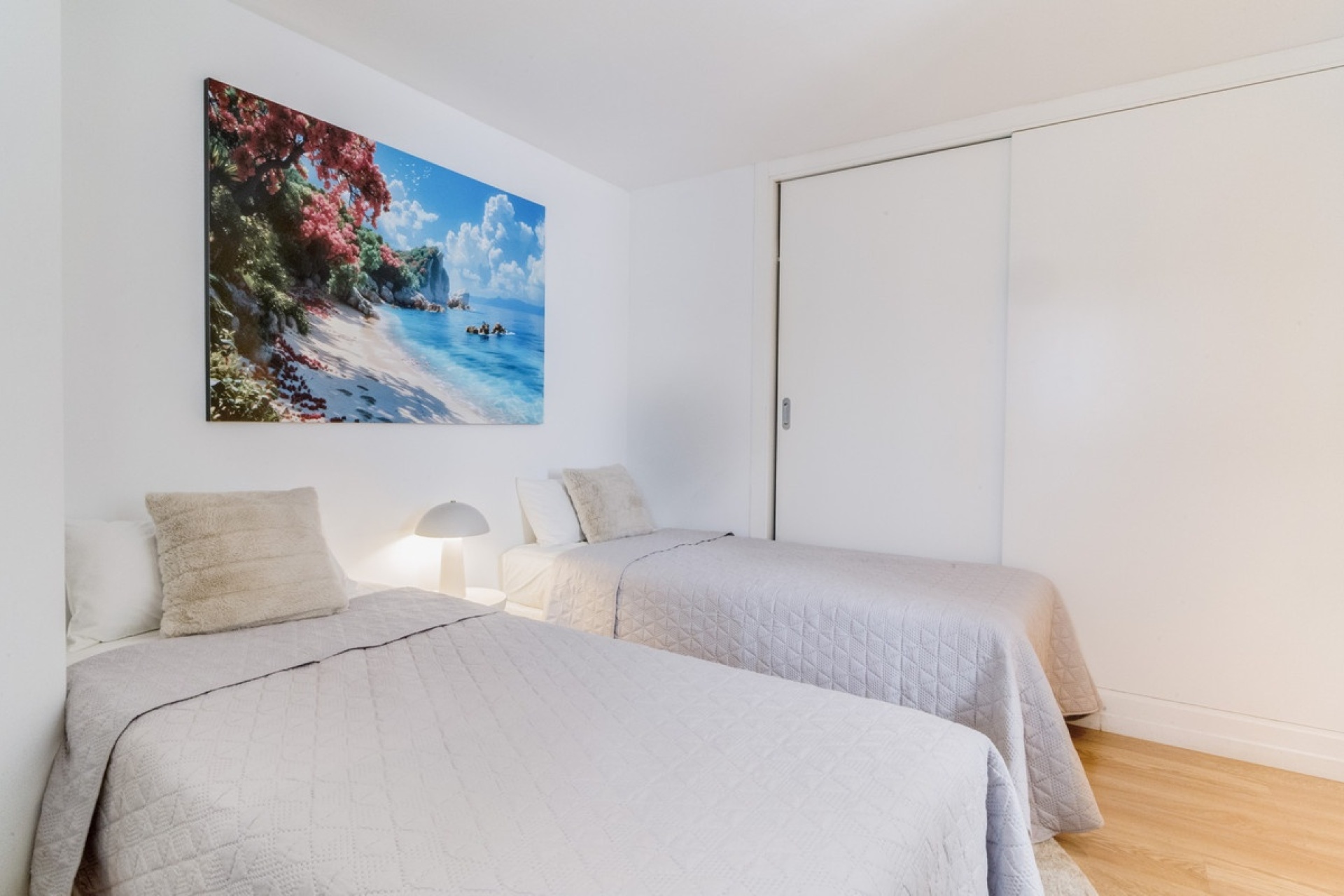 Resale - apartment - Marbella - Puerto Banús