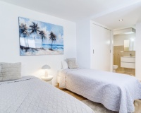 Resale - apartment - Marbella - Puerto Banús