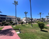 Resale - apartment - Marbella - Puerto Banús