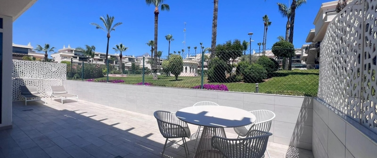 Resale - apartment - Marbella - Puerto Banús