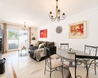 Resale - apartment - Marbella - Puerto Banús