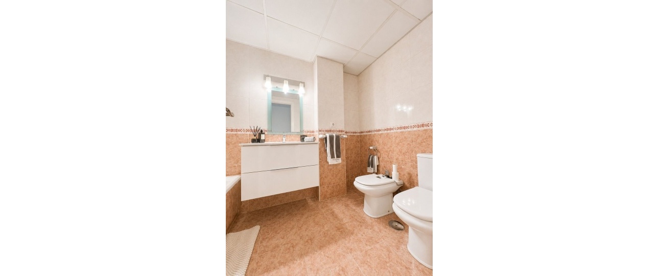 Resale - apartment - Marbella - Puerto Banús