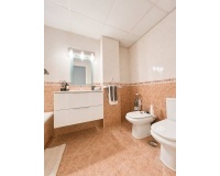 Resale - apartment - Marbella - Puerto Banús