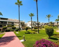 Resale - apartment - Marbella - Puerto Banús