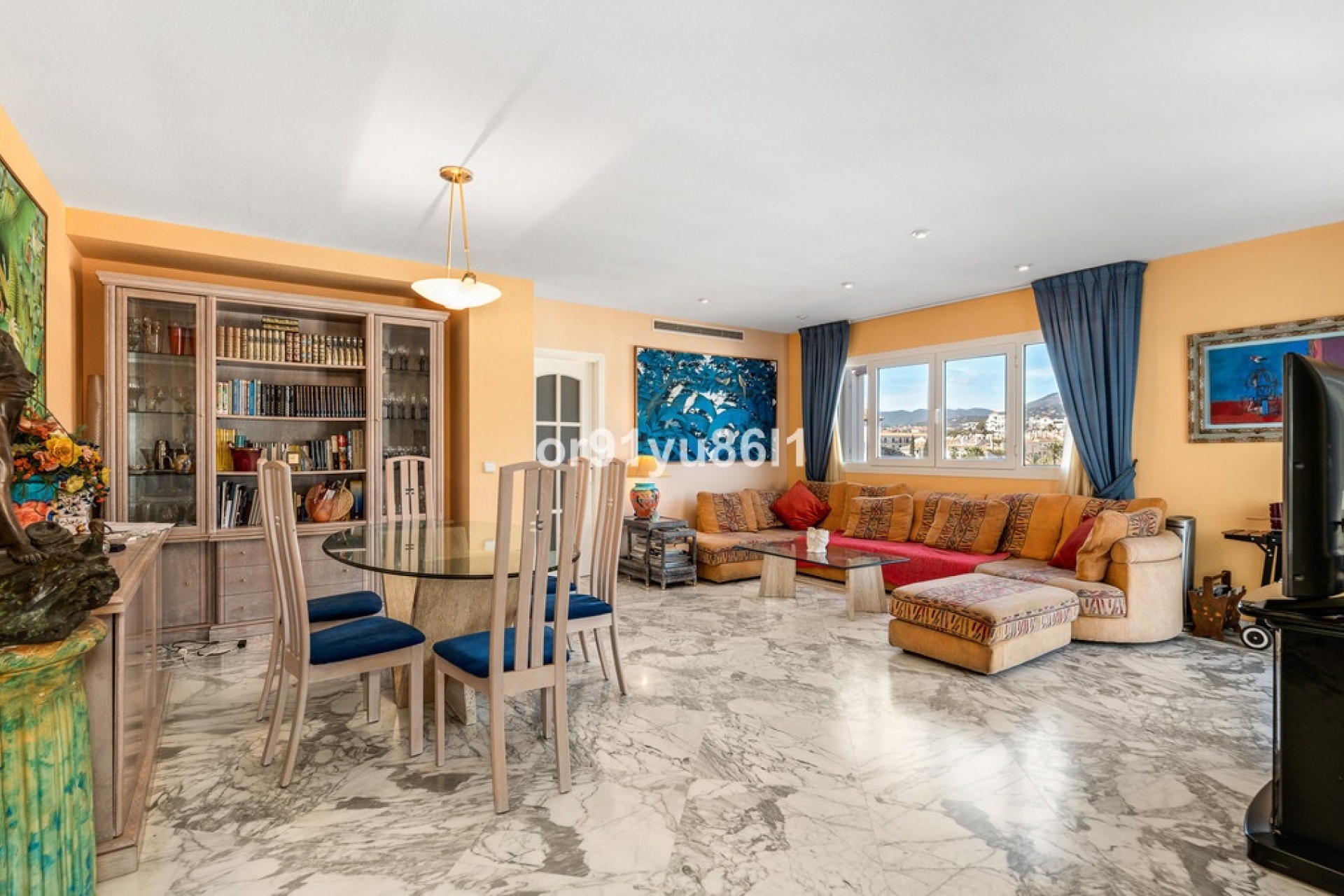 Resale - apartment - Marbella - Puerto Banús
