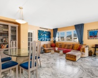 Resale - apartment - Marbella - Puerto Banús