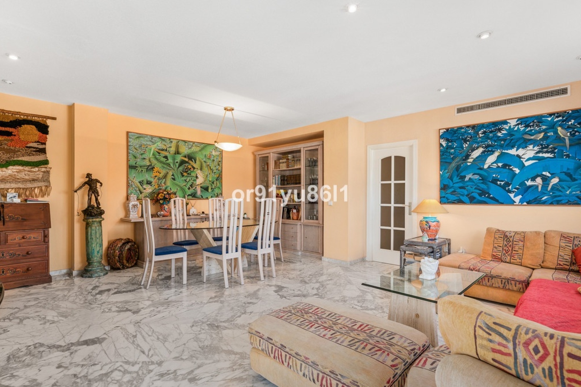 Resale - apartment - Marbella - Puerto Banús