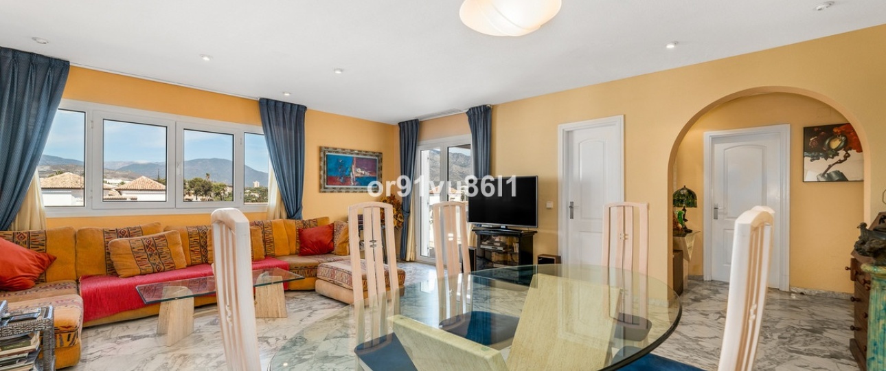 Resale - apartment - Marbella - Puerto Banús