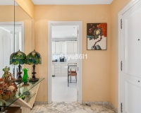 Resale - apartment - Marbella - Puerto Banús
