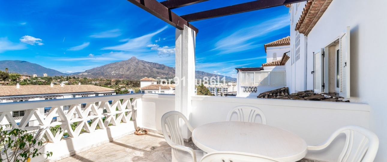 Resale - apartment - Marbella - Puerto Banús