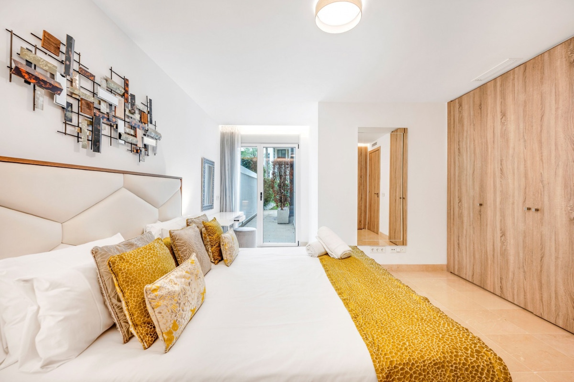 Resale - apartment - Marbella - Puerto Banús