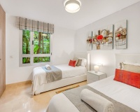Resale - apartment - Marbella - Puerto Banús