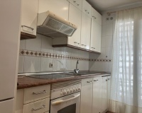 Resale - apartment - Marbella - Puerto Banús