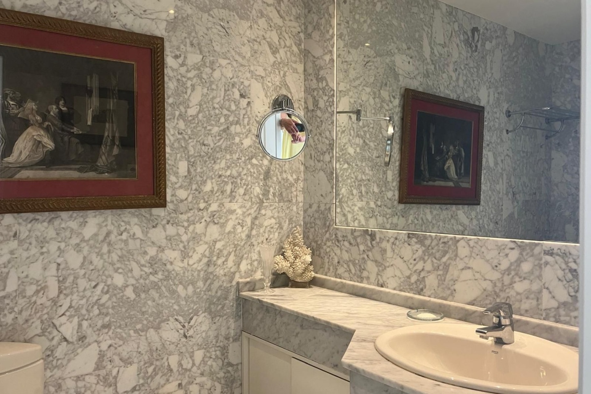 Resale - apartment - Marbella - Puerto Banús
