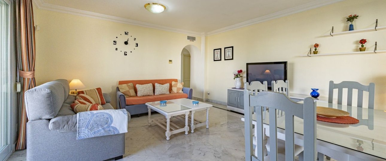 Resale - apartment - Marbella - Puerto Banús