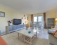 Resale - apartment - Marbella - Puerto Banús