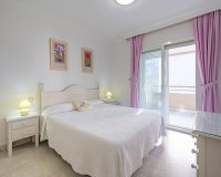 Resale - apartment - Marbella - Puerto Banús