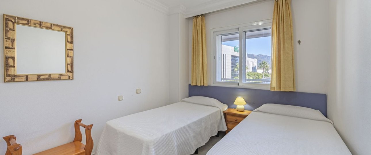 Resale - apartment - Marbella - Puerto Banús