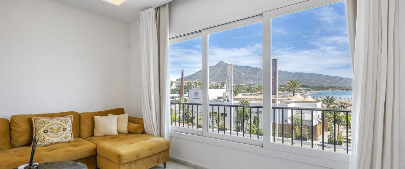 Resale - apartment - Marbella - Puerto Banús