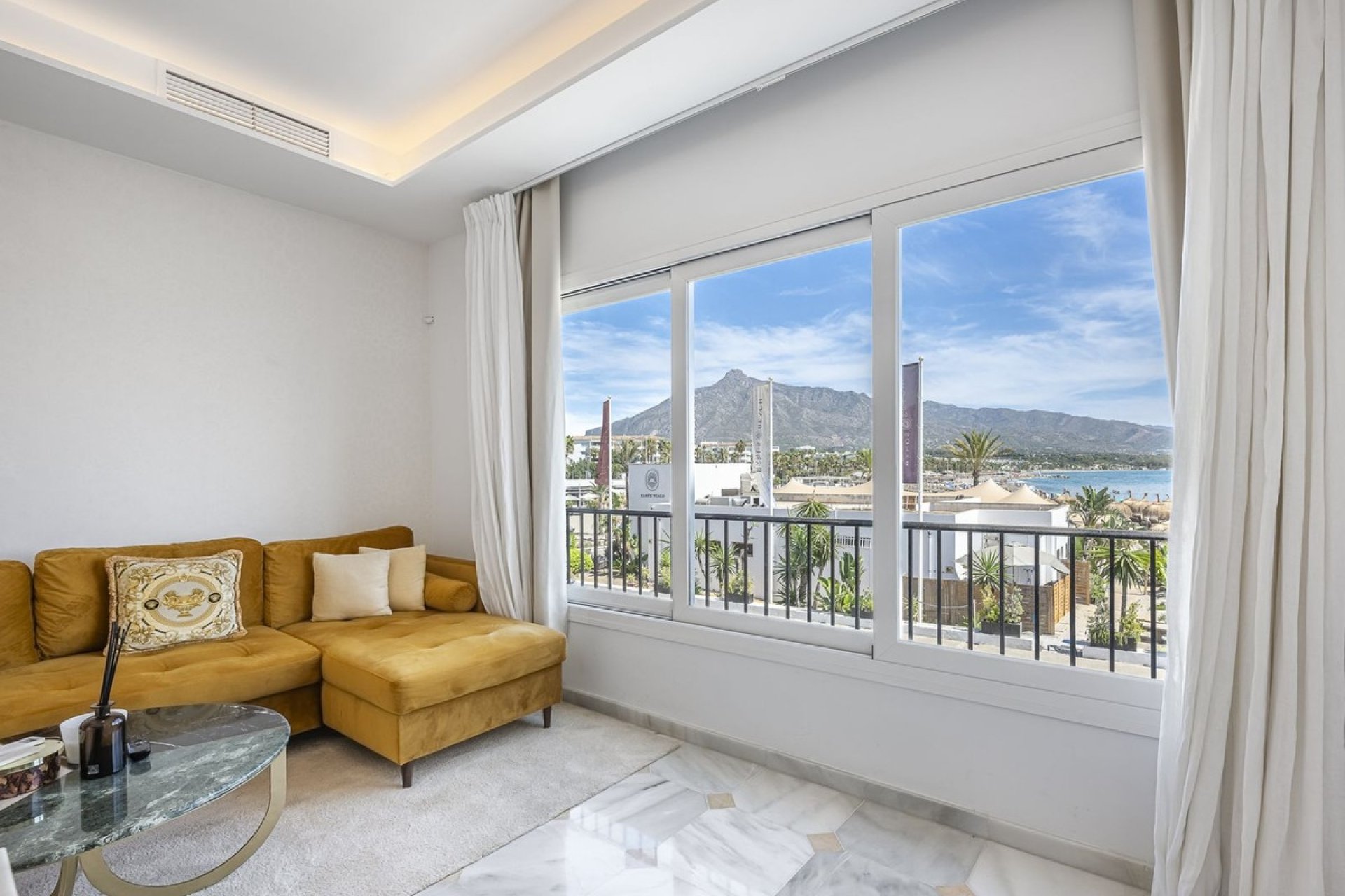 Resale - apartment - Marbella - Puerto Banús