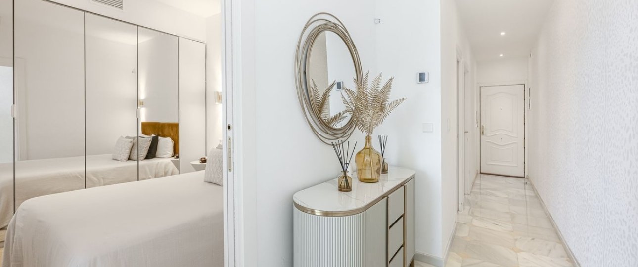 Resale - apartment - Marbella - Puerto Banús