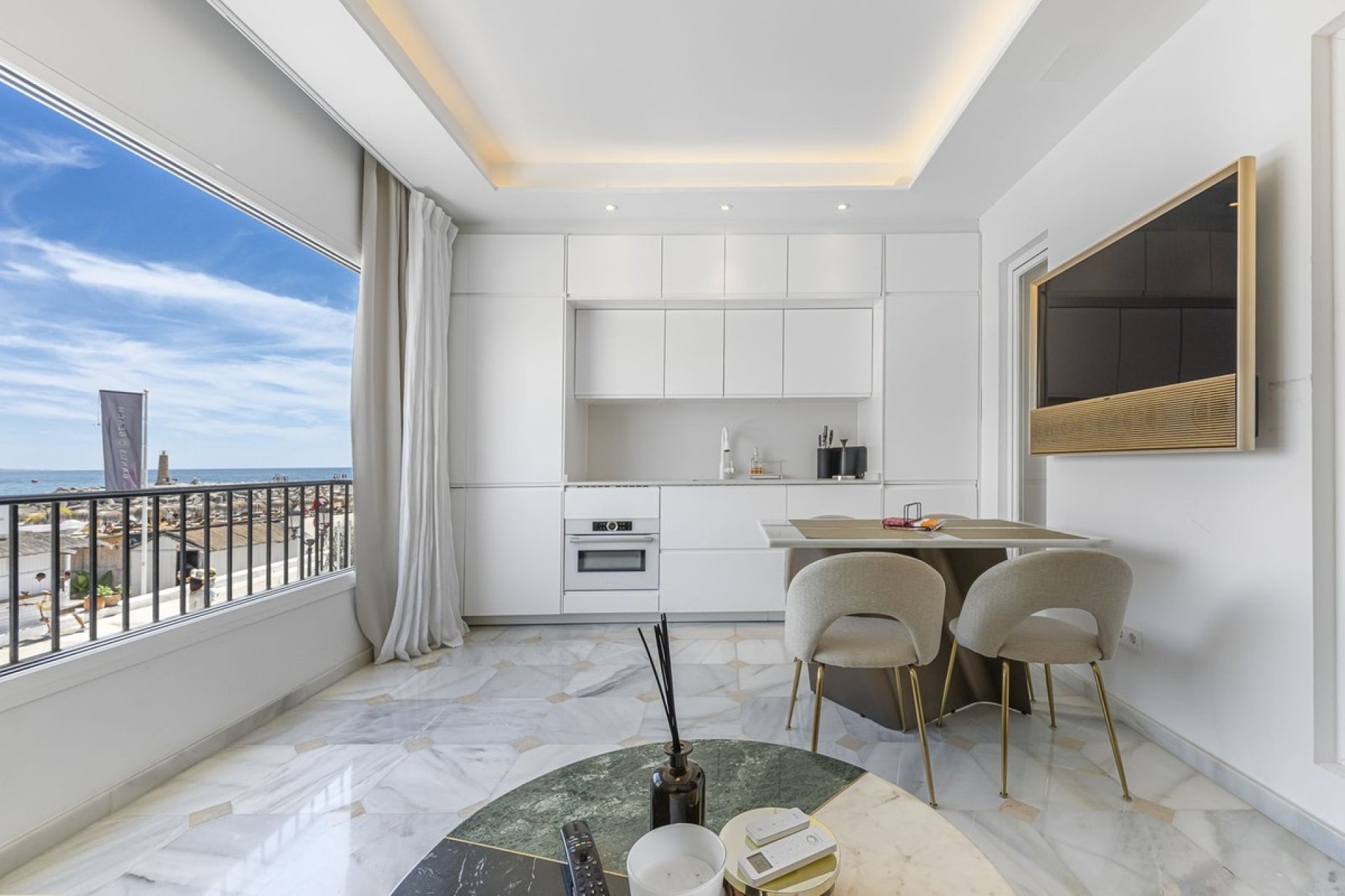 Resale - apartment - Marbella - Puerto Banús