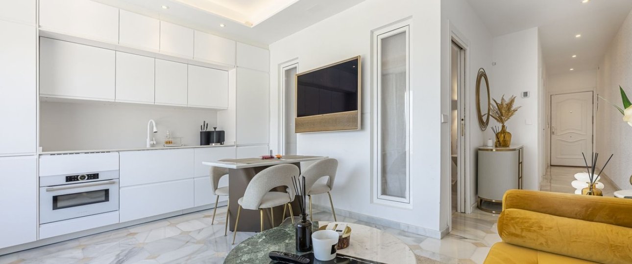 Resale - apartment - Marbella - Puerto Banús